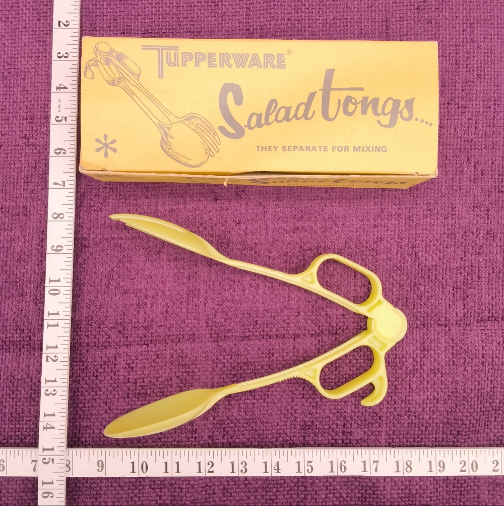 Vintage Tupperware Salad Tongs | 1950s Yellow MCM Serving Utensils - Picture 11 of 11